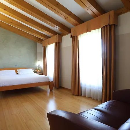 Della Torre 1850 Hotel 4*